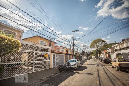 Casa à venda com 270m², 4 quartos e 3 vagasFachada