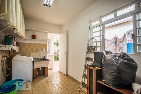 Casa à venda com 270m², 4 quartos e 3 vagasÁrea de Serviço