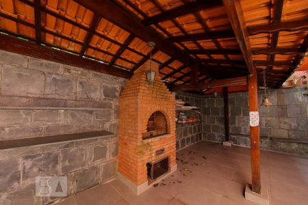 Casa à venda com 454m², 4 quartos e 6 vagas Casa à venda com 454m², 4 quartos e 6 vagasChurrasqueira