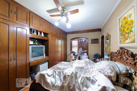 Casa à venda com 454m², 4 quartos e 6 vagas Casa à venda com 454m², 4 quartos e 6 vagasSuite 1