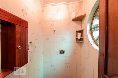 Casa à venda com 454m², 4 quartos e 6 vagas Casa à venda com 454m², 4 quartos e 6 vagasBanheiro de Serviço