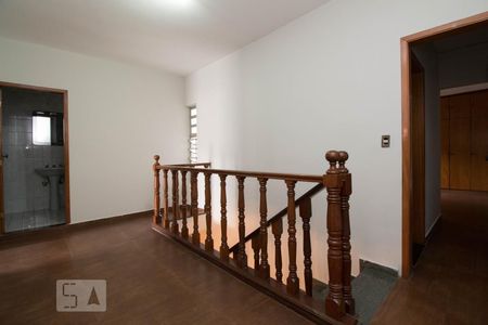 Casa à venda com 390m², 3 quartos e 4 vagasHall dos Quartos