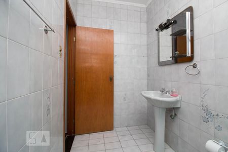 Casa à venda com 390m², 3 quartos e 4 vagasBanheiro