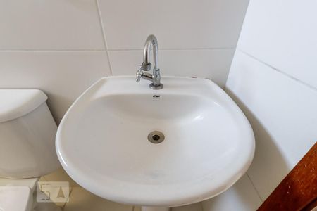 Casa de condomínio para alugar com 37m², 1 quarto e sem vaga Casa de condomínio para alugar com 37m², 1 quarto e sem vagaBanheiro