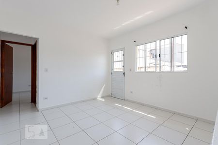 Casa de condomínio para alugar com 37m², 1 quarto e sem vaga Casa de condomínio para alugar com 37m², 1 quarto e sem vagaSala e Cozinha