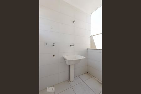 Casa de condomínio para alugar com 37m², 1 quarto e sem vaga Casa de condomínio para alugar com 37m², 1 quarto e sem vagaÁrea de Serviço