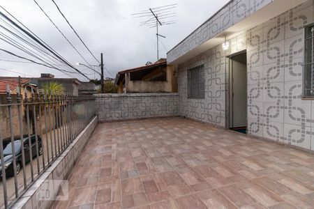 Casa à venda com 150m², 3 quartos e 2 vagasArea externa