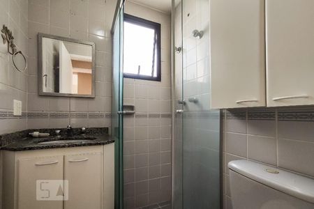 Apartamento para alugar com 70m², 3 quartos e 1 vaga Apartamento para alugar com 70m², 3 quartos e 1 vagaBanheiro Suíte 1