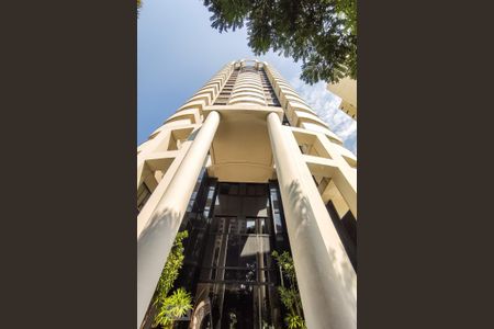 Apartamento para alugar com 70m², 3 quartos e 1 vaga Apartamento para alugar com 70m², 3 quartos e 1 vagaFachada