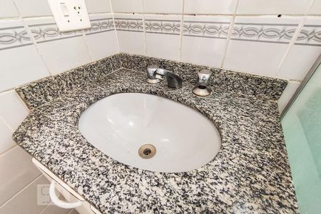 Apartamento para alugar com 70m², 3 quartos e 1 vaga Apartamento para alugar com 70m², 3 quartos e 1 vagaBanheiro Suíte 1