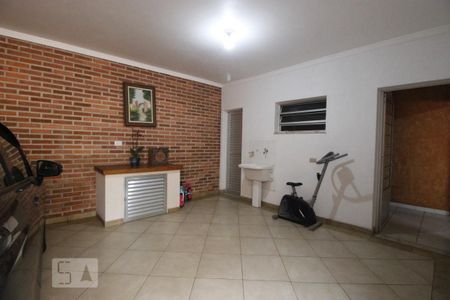 Casa à venda com 208m², 3 quartos e 4 vagasGaragem