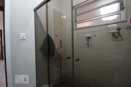 Casa à venda com 208m², 3 quartos e 4 vagasBanheiro 1