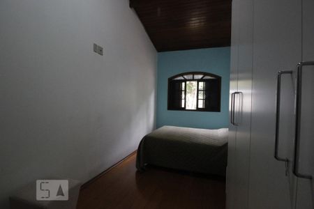 Casa à venda com 208m², 3 quartos e 4 vagasQuarto 2