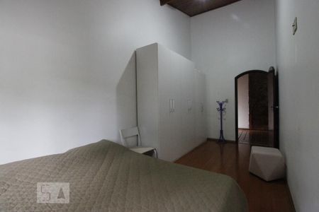 Casa à venda com 208m², 3 quartos e 4 vagasQuarto 1