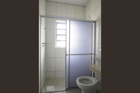 Casa para alugar com 150m², 3 quartos e 1 vaga Casa para alugar com 150m², 3 quartos e 1 vagaBanheiro 1