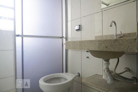 Casa para alugar com 150m², 3 quartos e 1 vaga Casa para alugar com 150m², 3 quartos e 1 vagaBanheiro 1