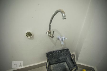 Casa à venda com 170m², 2 quartos e sem vaga Casa à venda com 170m², 2 quartos e sem vagaÁrea de Serviço - Torneira