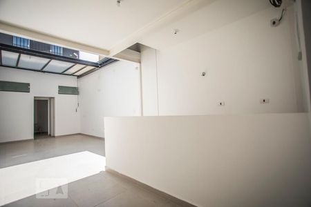 Casa à venda com 170m², 2 quartos e sem vaga Casa à venda com 170m², 2 quartos e sem vagaCozinha