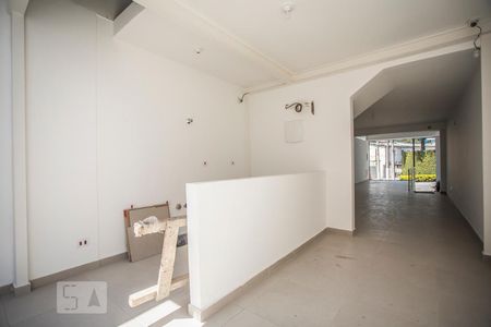Casa à venda com 170m², 2 quartos e sem vaga Casa à venda com 170m², 2 quartos e sem vagaCozinha