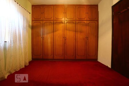 Casa à venda com 185m², 2 quartos e 2 vagasQuarto 2