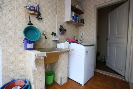 Casa à venda com 185m², 2 quartos e 2 vagasÁrea de Serviço e Quintal