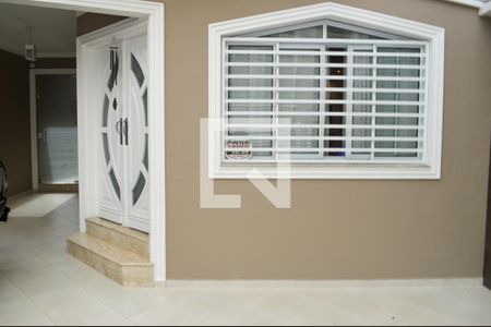 Casa à venda com 280m², 3 quartos e 4 vagas Casa à venda com 280m², 3 quartos e 4 vagasEntrada