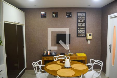 Casa à venda com 280m², 3 quartos e 4 vagas Casa à venda com 280m², 3 quartos e 4 vagasCozinha