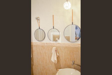 Casa à venda com 280m², 3 quartos e 4 vagas Casa à venda com 280m², 3 quartos e 4 vagasLavabo