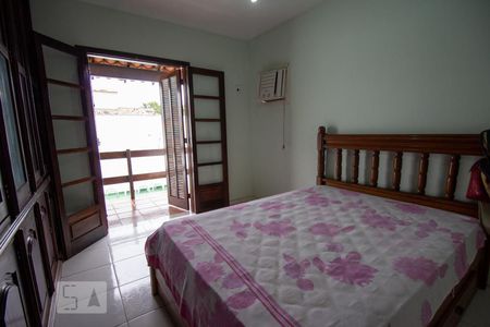 Casa à venda com 200m², 4 quartos e 1 vaga Casa à venda com 200m², 4 quartos e 1 vagaQuarto 4