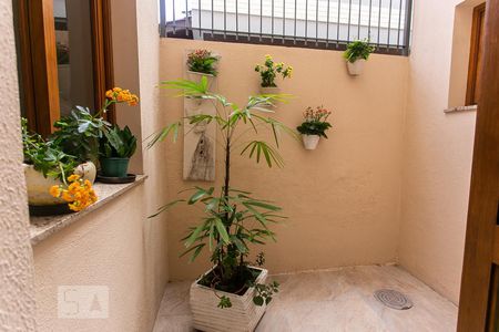 Casa à venda com 198m², 3 quartos e 2 vagasJardim de inverno