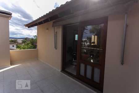 Casa à venda com 198m², 3 quartos e 2 vagasSacada Terceiro andar