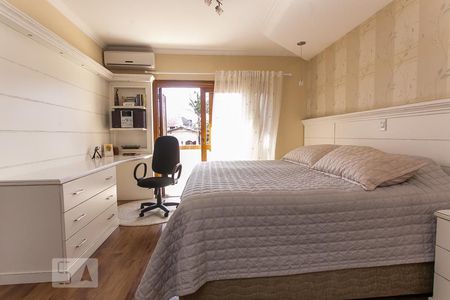 Casa à venda com 198m², 3 quartos e 2 vagasQuarto 3 suíte