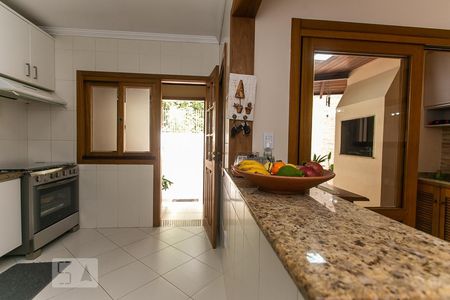 Casa à venda com 198m², 3 quartos e 2 vagasCozinha 