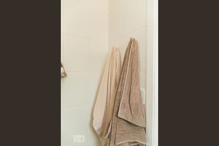 Apartamento à venda com 63m², 2 quartos e 2 vagas Apartamento à venda com 63m², 2 quartos e 2 vagasBanheiro da suíte