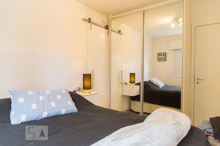 Apartamento à venda com 63m², 2 quartos e 2 vagas Apartamento à venda com 63m², 2 quartos e 2 vagasSuíte