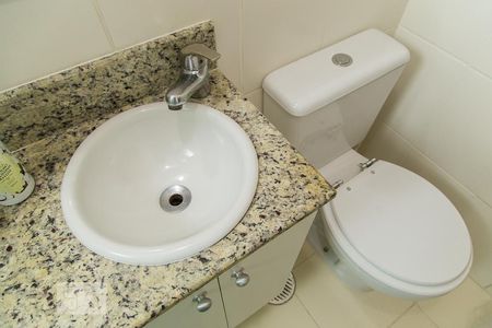 Apartamento à venda com 63m², 2 quartos e 2 vagas Apartamento à venda com 63m², 2 quartos e 2 vagasBanheiro da suíte - Detalhe