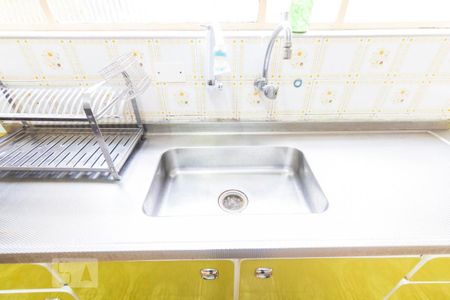 Casa à venda com 140m², 4 quartos e 2 vagasCozinha