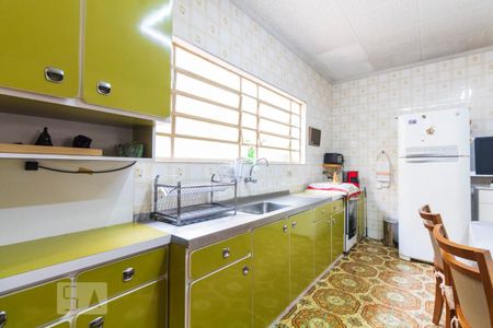 Casa à venda com 140m², 4 quartos e 2 vagasCozinha