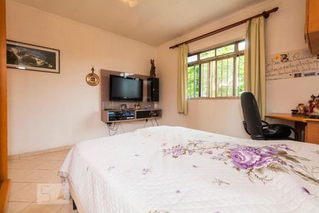 Casa à venda com 140m², 4 quartos e 2 vagasQuarto 1