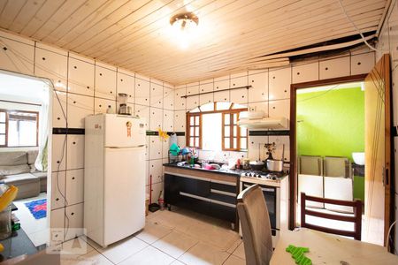 Casa à venda com 190m², 4 quartos e 1 vaga Casa à venda com 190m², 4 quartos e 1 vagaCozinha (Casa 2)