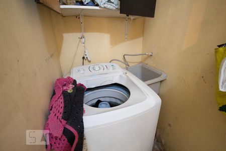 Casa à venda com 190m², 4 quartos e 1 vaga Casa à venda com 190m², 4 quartos e 1 vagaÁrea de Serviço (Casa 2)