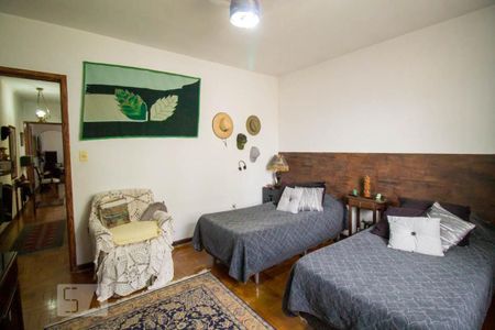 Casa à venda com 209m², 3 quartos e 2 vagas Casa à venda com 209m², 3 quartos e 2 vagasQuarto 2