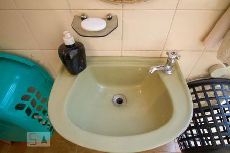 Casa à venda com 209m², 3 quartos e 2 vagas Casa à venda com 209m², 3 quartos e 2 vagasBanheiro de Serviço