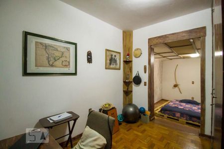 Casa à venda com 209m², 3 quartos e 2 vagas