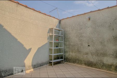 Casa à venda com 317m², 2 quartos e 6 vagas Casa à venda com 317m², 2 quartos e 6 vagasÁrea de Serviço