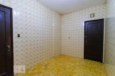 Apartamento à venda com 132m², 3 quartos e sem vaga Apartamento à venda com 132m², 3 quartos e sem vagaCozinha