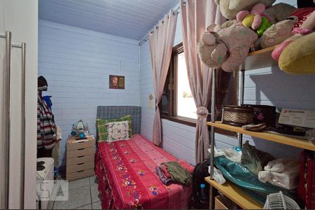 Casa à venda com 250m², 4 quartos e 4 vagas Casa à venda com 250m², 4 quartos e 4 vagasQuarto de Serviço