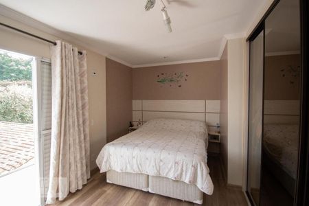 Casa à venda com 206m², 3 quartos e 3 vagas Casa à venda com 206m², 3 quartos e 3 vagassuíte