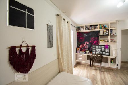 Casa à venda com 206m², 3 quartos e 3 vagas Casa à venda com 206m², 3 quartos e 3 vagasquarto 1