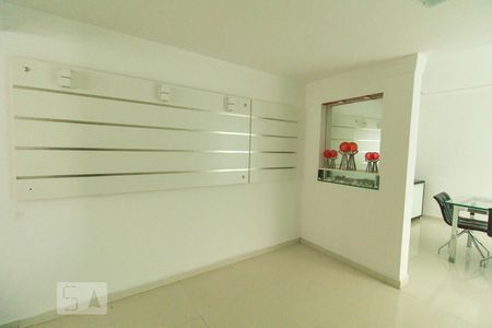 Casa à venda com 201m², 3 quartos e 4 vagas Casa à venda com 201m², 3 quartos e 4 vagasSala de Estar